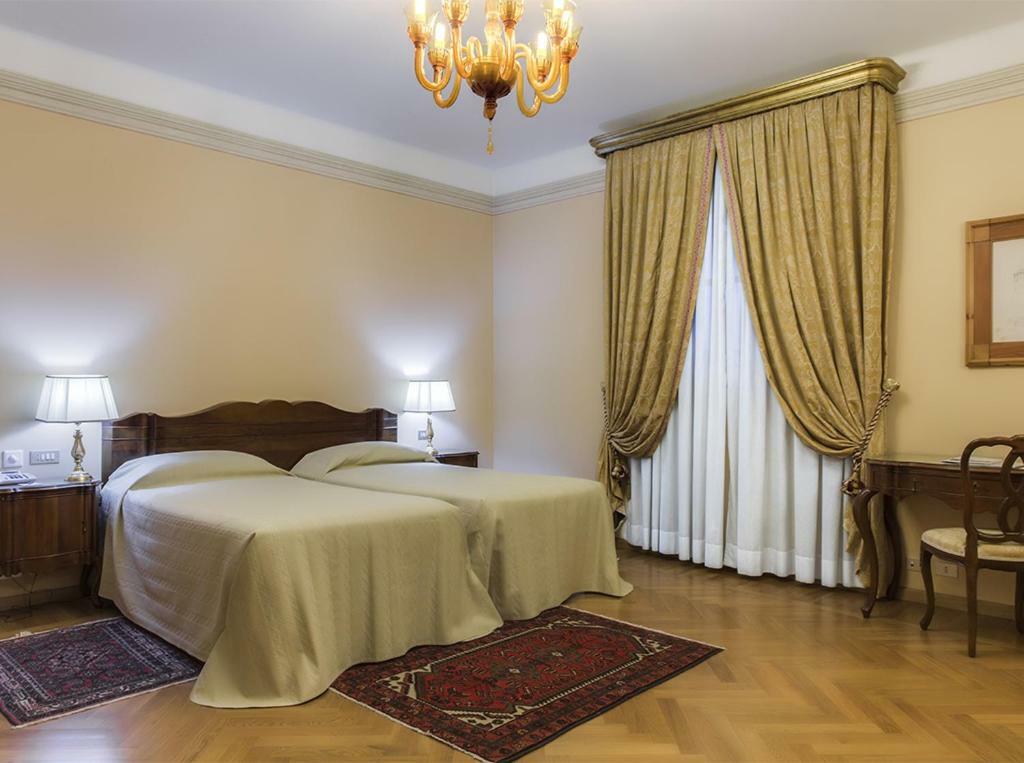 Villa Fenaroli Palace Hotel Rezzato Kültér fotó